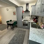 Seven Sisters Hideaway